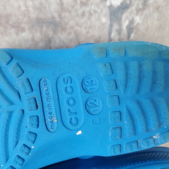 Crocs Classic Clog Blue 12/13 TMNT Nemo Jibbitz - Picture 2 of 14